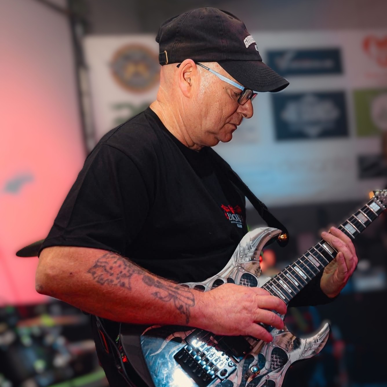 Frank - Lead Guitarist of Locura